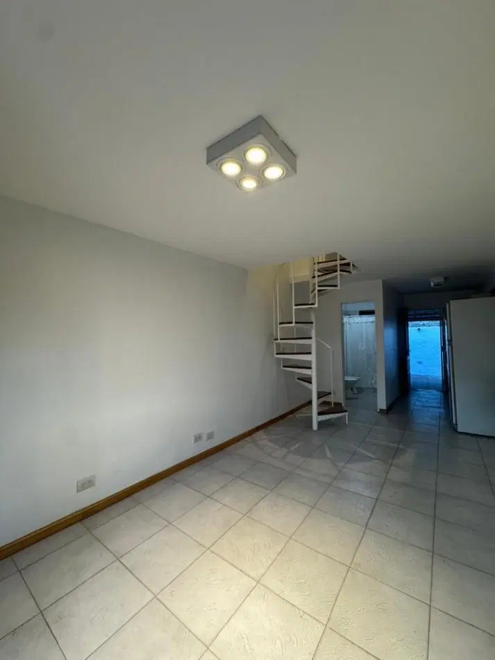 Duplex 3 ambientes 2