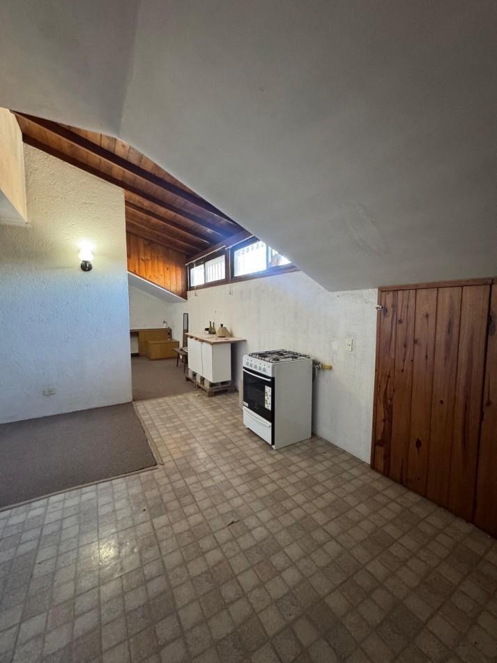 Foto de Casa en Planta Alta con Fondo en Alquiler, imagen 5