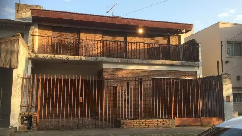 Alem 2526 ‼ chalet sobre lote de 10 x 35 1
