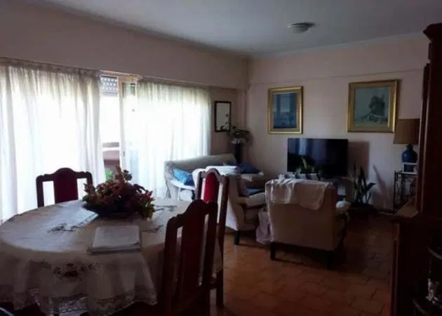 Amplio Departamento 3 ambientes  Acepta propiedad en parte de pago 3