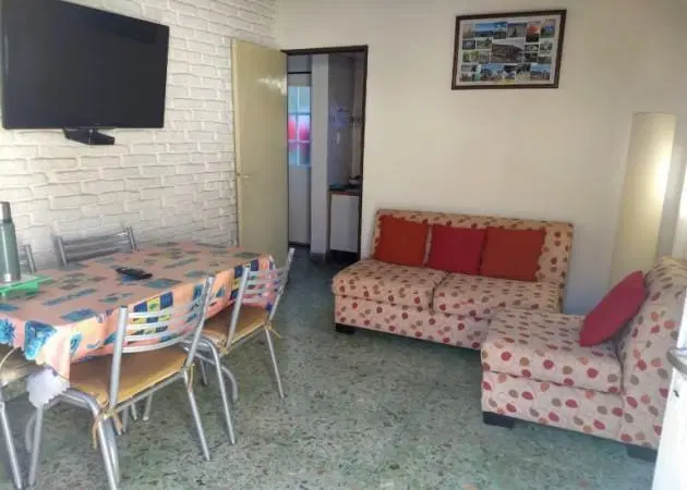 Castelar Sur Casa en complejo 2 ambientes 5