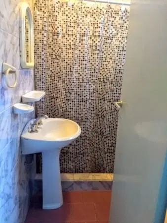 Castelar Sur Casa en complejo 2 ambientes 3