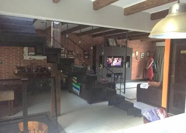 Munilla 2164 - Hermosa casa estilo industrial ! Acepta Permuta 8