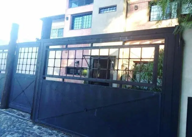 Munilla 2164 - Hermosa casa estilo industrial ! Acepta Permuta 3