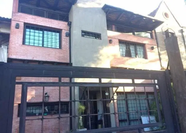 Munilla 2164 - Hermosa casa estilo industrial ! Acepta Permuta 1