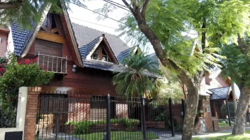 Hermoso chalet ! Venta inmediata ... 1