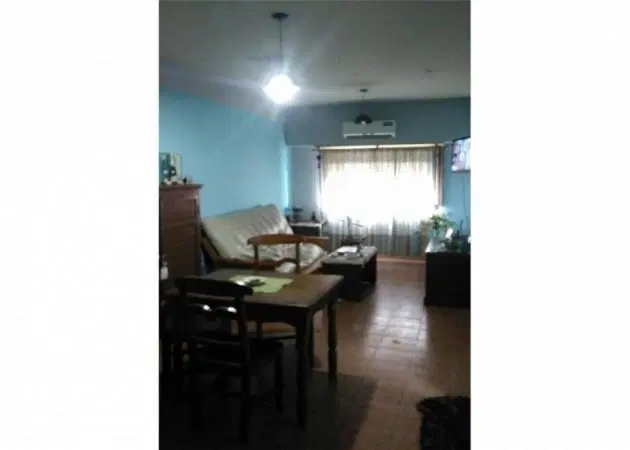 Oportunidad ! Departamento 2 ambientes amplios con patio 1