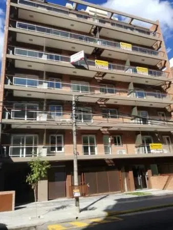 Castelar Sur Amplio departamento a estrenar 5