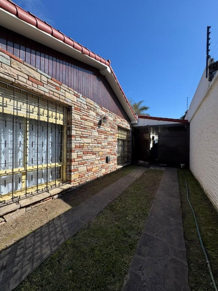 Foto de Chalet 5 ambientes - Excelente ubicacion !, imagen 2