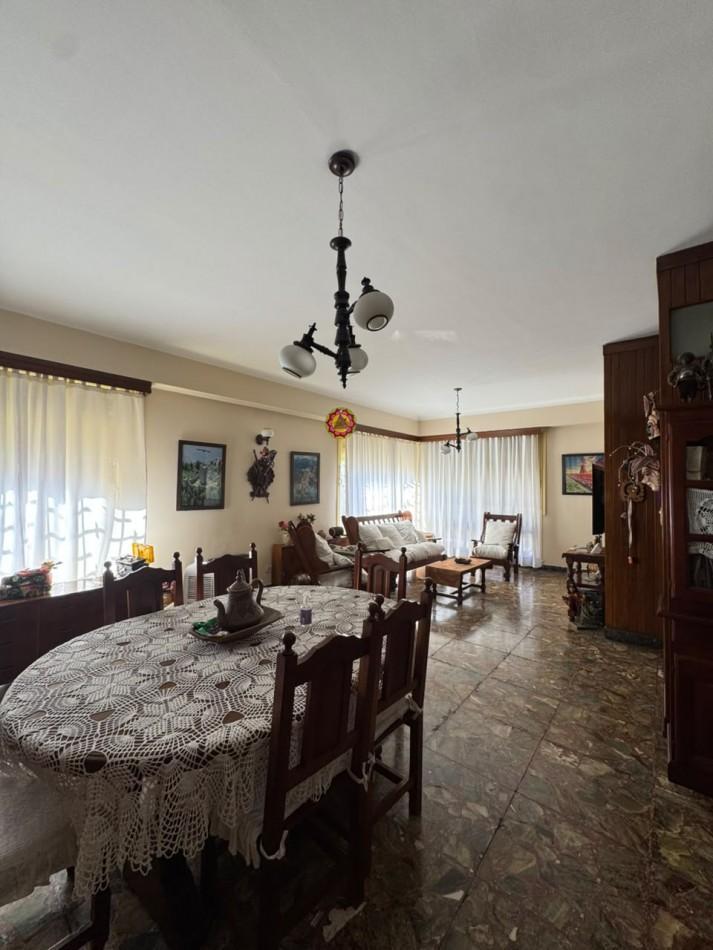 Foto de Chalet 5 ambientes - Excelente ubicacion !, imagen 5