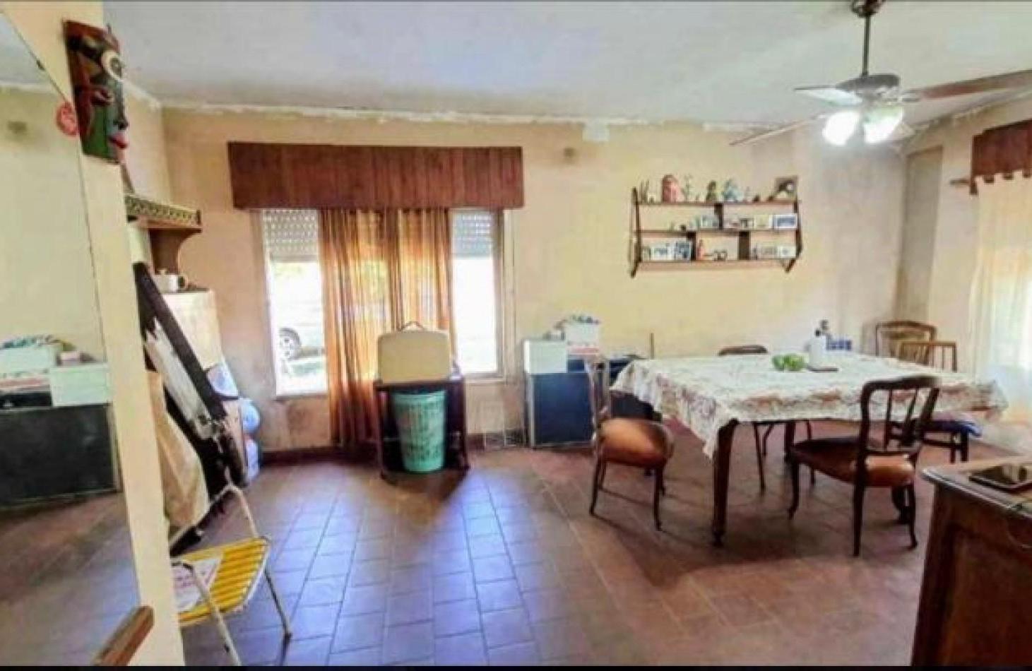 Foto de Casa 3 ambientes - amplio lote, imagen 4