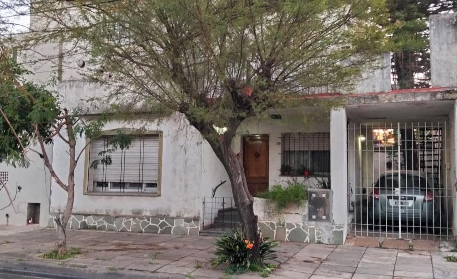 Foto de Venta en Block - 2 propiedades en un lote, imagen 1