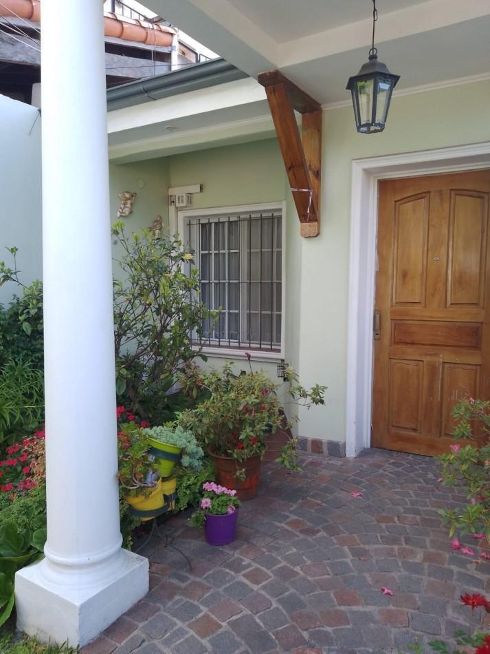 Foto de Casa 3 ambientes - impecable !!, imagen 1
