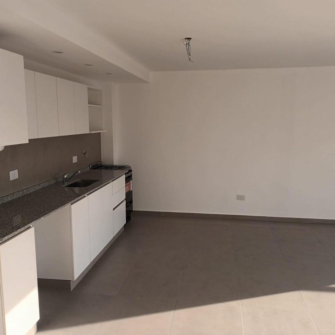 Departamento en Venta Ubicado en San Fernando, G. B. a. Zona Norte, Argentina 3