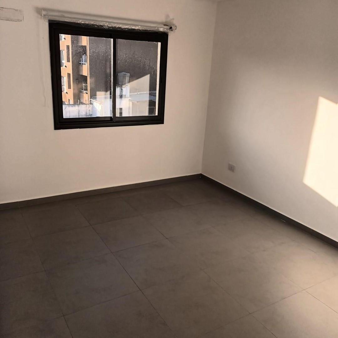 Departamento en Venta Ubicado en San Fernando, G. B. a. Zona Norte, Argentina 2