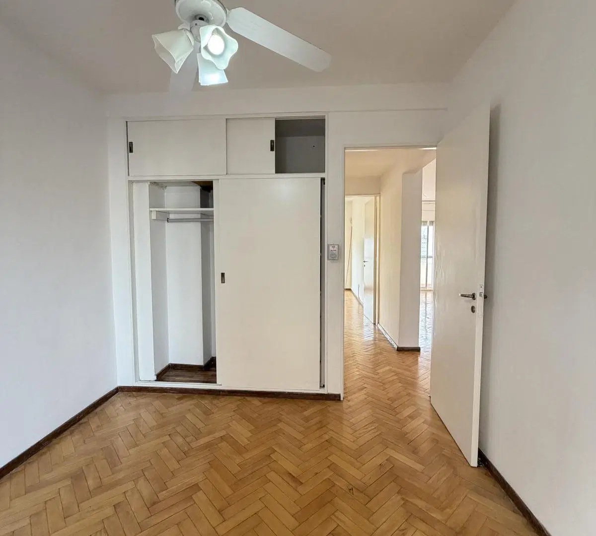 Semipiso de 2 Dormitorios al Frente 1
