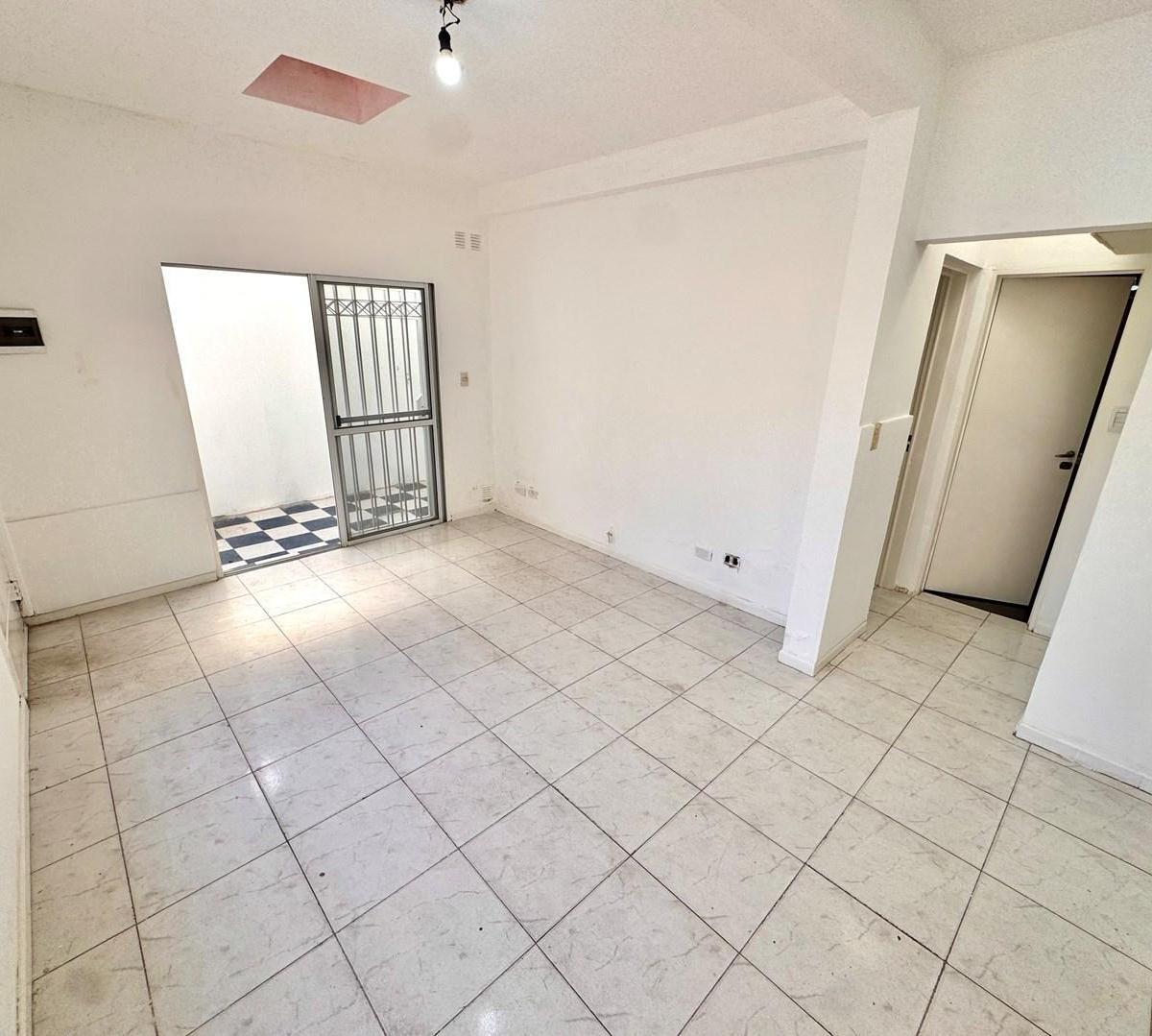 Departamento PH en Venta en Lanús, G. B. a. Zona Sur, Argentina 2