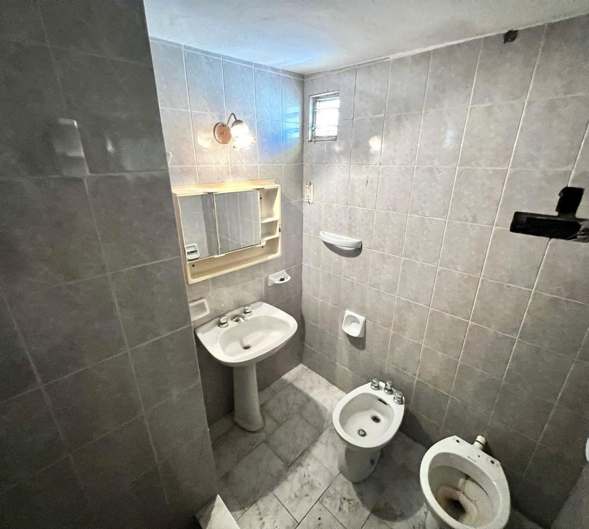 Casa en Venta en Lomas de Zamora, G. B. a. Zona Sur, Argentina 3