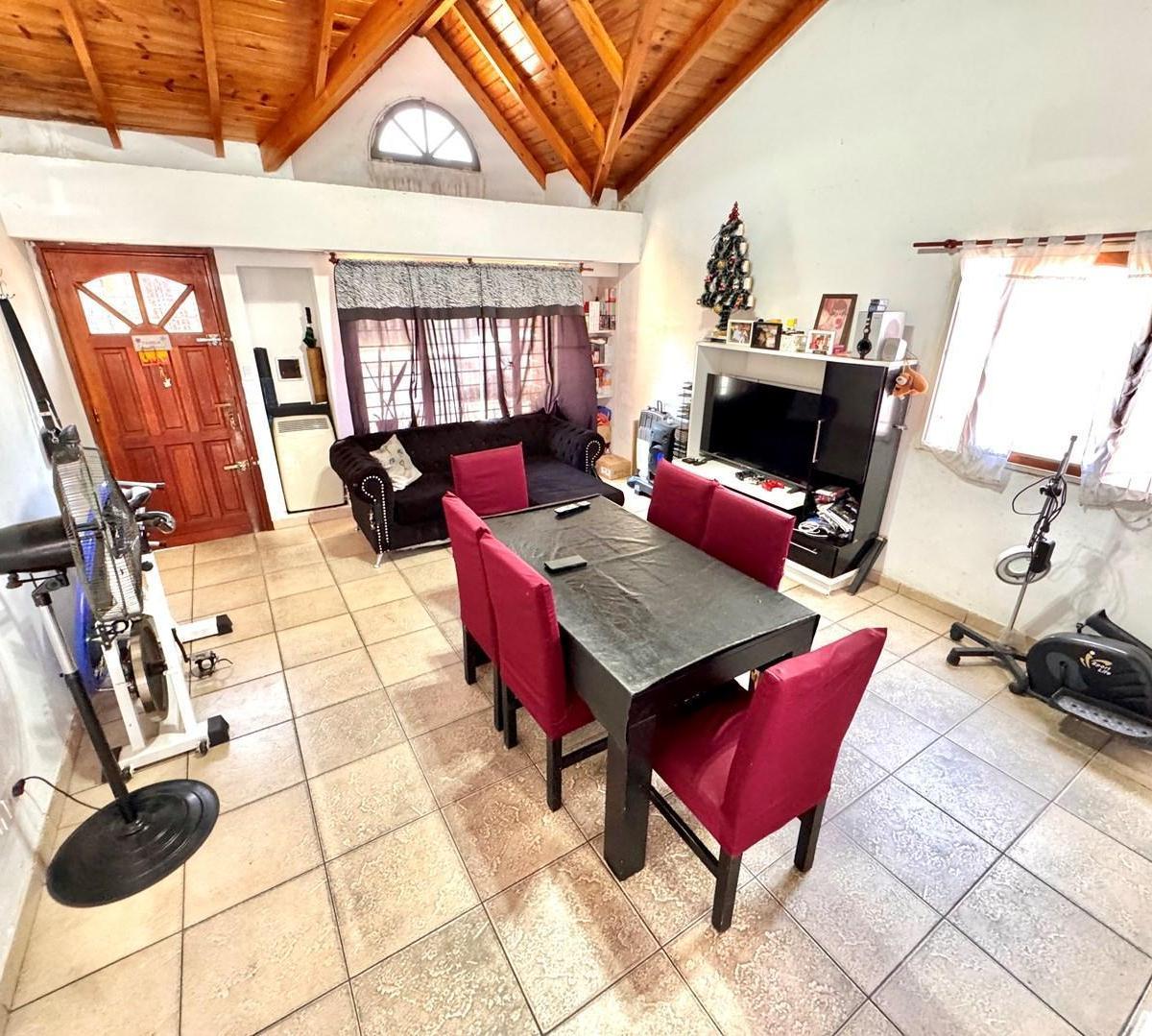 Foto de Departamento PH en Venta en Lomas de Zamora, G.B.A. Zona Sur, Argentina, imagen 3