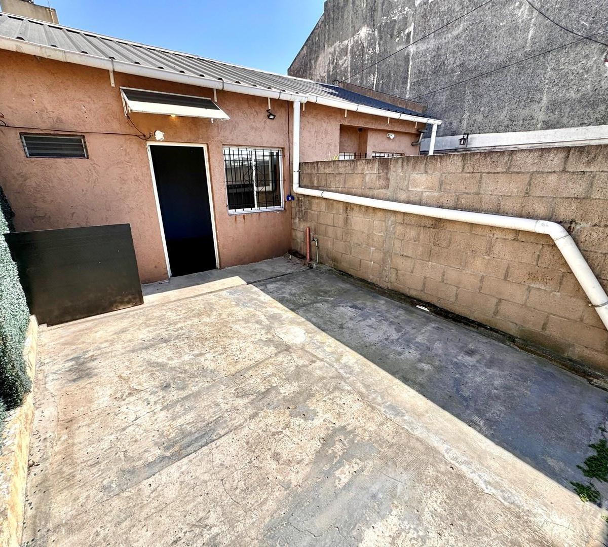 Departamento en Venta en Lomas de Zamora, G. B. a. Zona Sur, Argentina 5