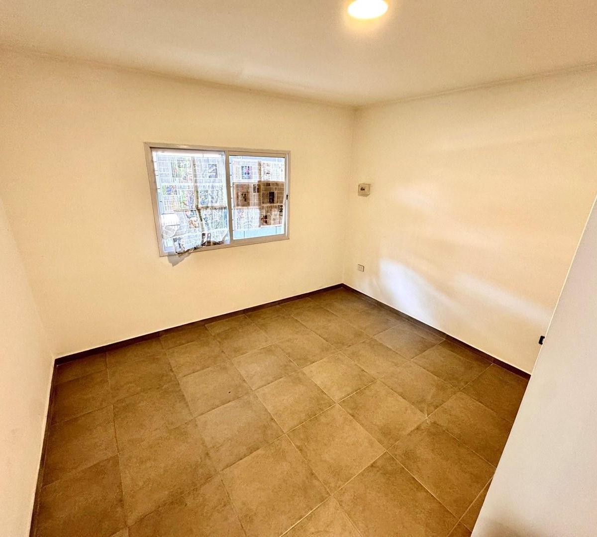 Departamento PH en Venta en Lomas de Zamora, G. B. a. Zona Sur, Argentina 1