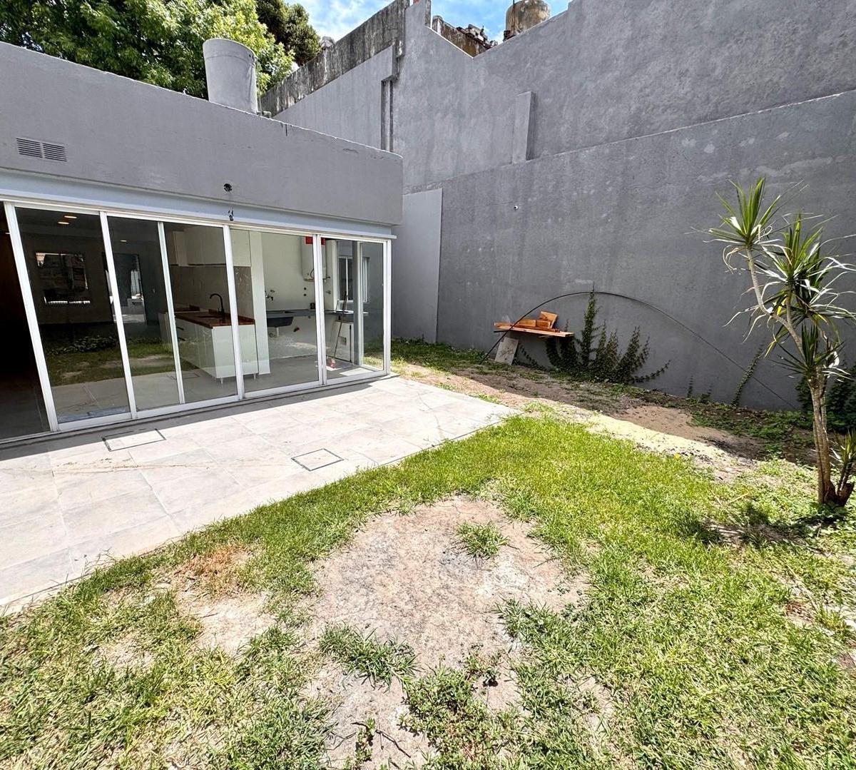 Departamento PH en Venta en Lomas de Zamora, G. B. a. Zona Sur, Argentina 3