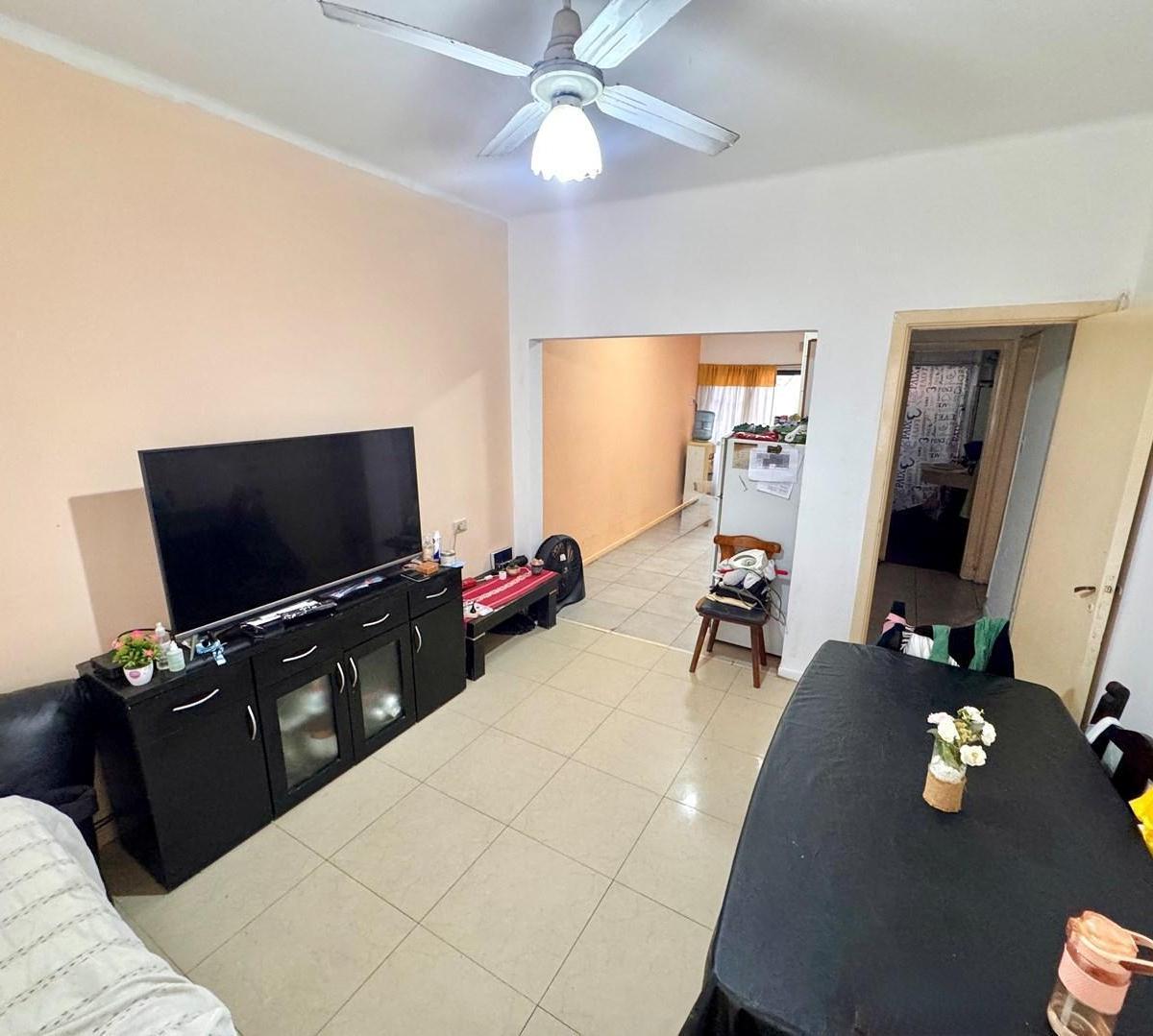 Foto de Departamento PH en Venta en Lomas de Zamora, G.B.A. Zona Sur, Argentina, imagen 2