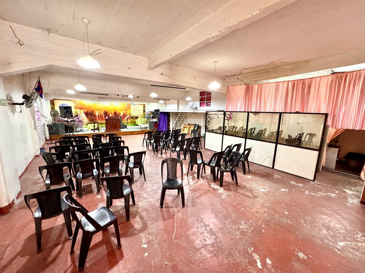 Foto de Depósito Galpón en Venta en Banfield, Lomas de Zamora, G.B.A. Zona Sur, imagen 1