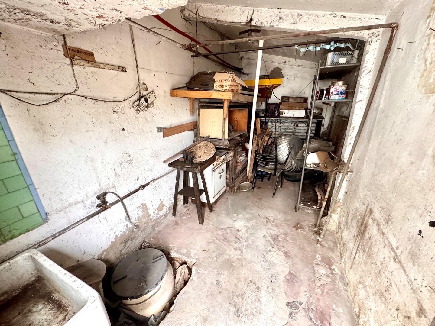 Foto de Depósito Galpón en Venta en Lomas de Zamora, G.B.A. Zona Sur, Argentina, imagen 2