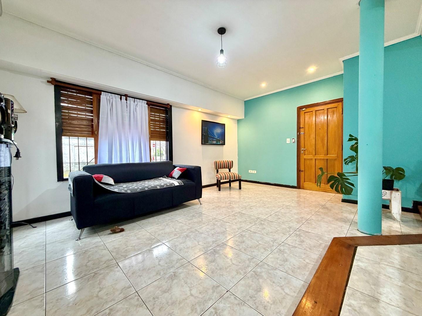 Foto de Departamento PH en Venta en Lomas de Zamora, G.B.A. Zona Sur, Argentina, imagen 3