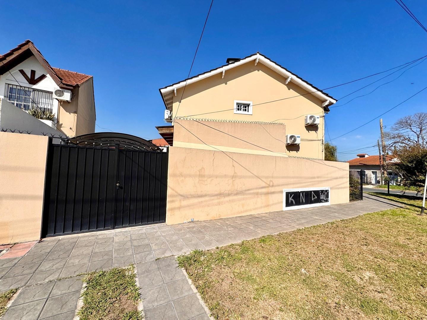 Foto de Departamento Dúplex en Venta en Lomas de Zamora, G.B.A. Zona Sur, imagen 4