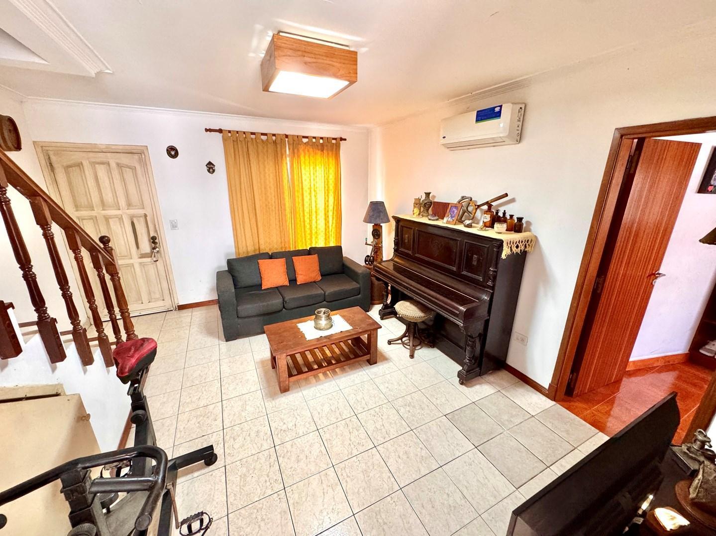 Foto de Departamento Dúplex en Venta en Lomas de Zamora, G.B.A. Zona Sur, imagen 2