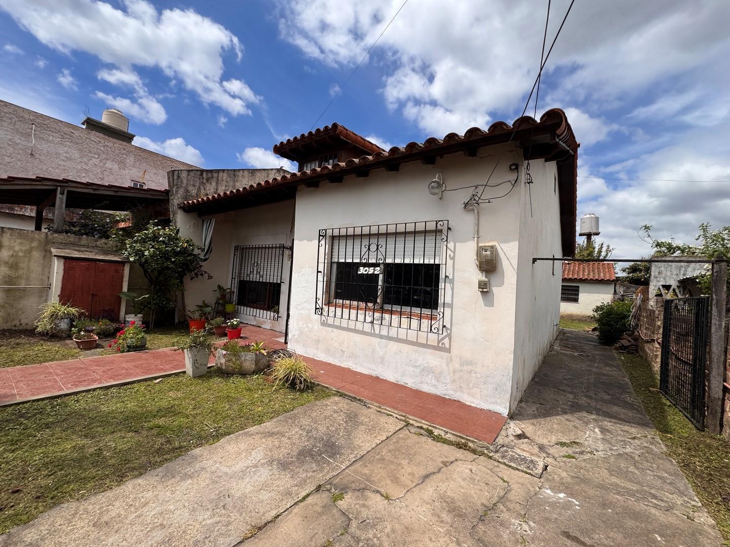 Foto de Casa Chalet en Alquiler en Lomas de Zamora, G.B.A. Zona Sur, Argentina, imagen 2