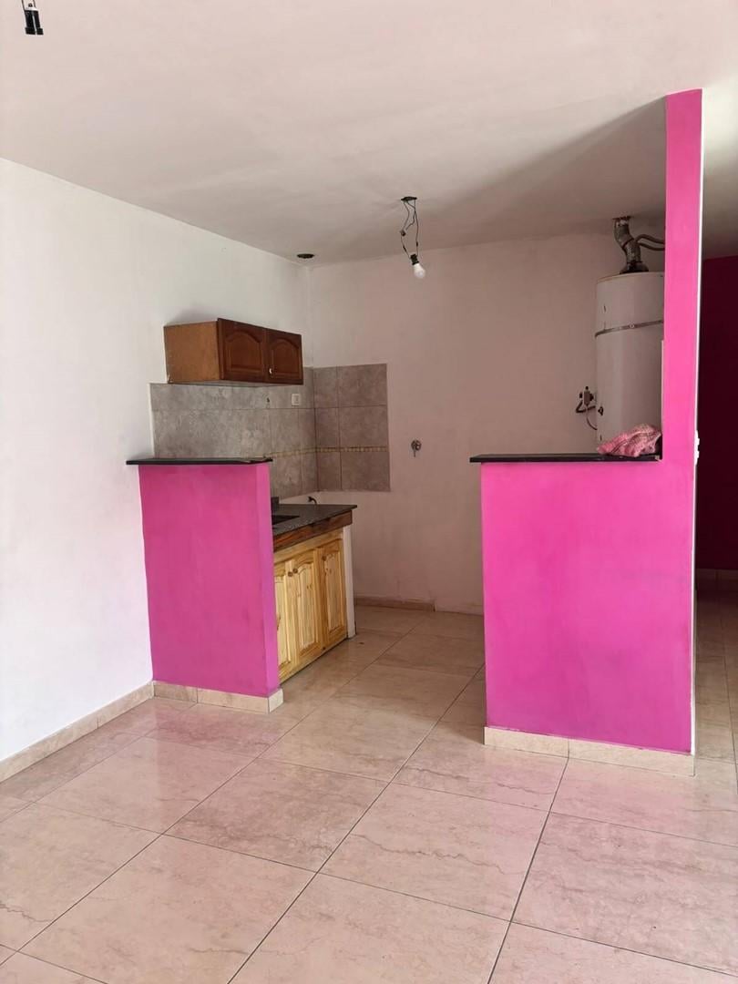 Foto de Departamento PH en Alquiler en Lomas de Zamora, G.B.A. Zona Sur, imagen 4