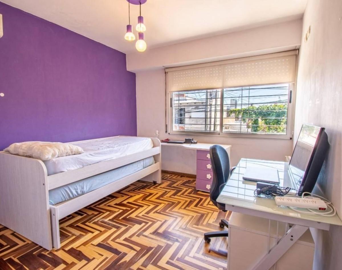 Casa 3 Dorm. con Piscina y Jardin Barrio Refineria 2