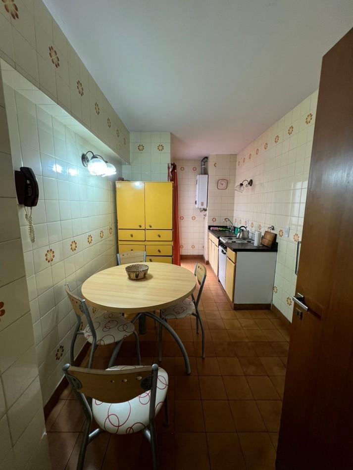 Foto de ALQUILER 24 MESES - DEPTO DOS AMBIENTES CON PATIO Y BALCON - PLAZA COLON, imagen 4