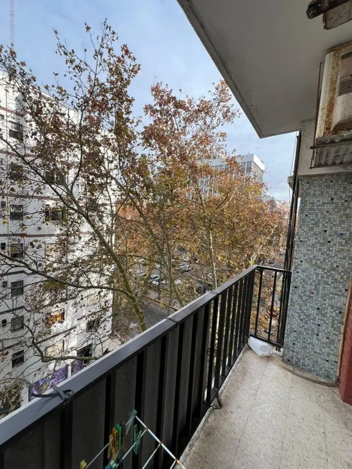 VENTA - DEPTO DOS AMBIENTES - FRENTE - BALCON 8