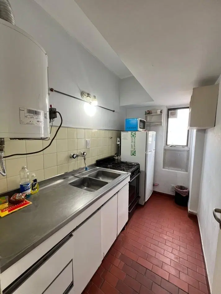 ALQUILER 24 MESES- UN AMBIENTE - SAN MARTIN Y BUENOS AIRES 5