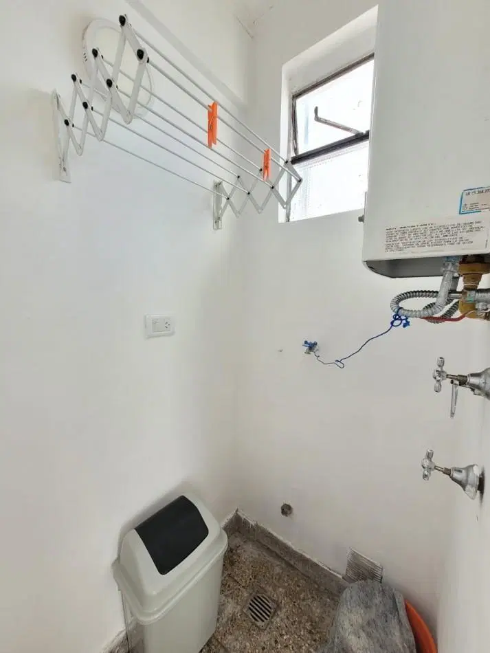 VENTA - DEPTO DOS AMBIENTES - ZONA GUEMES 5