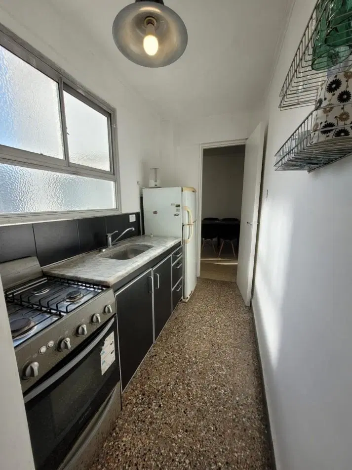 VENTA - DEPTO DOS AMBIENTES - ZONA GUEMES 4