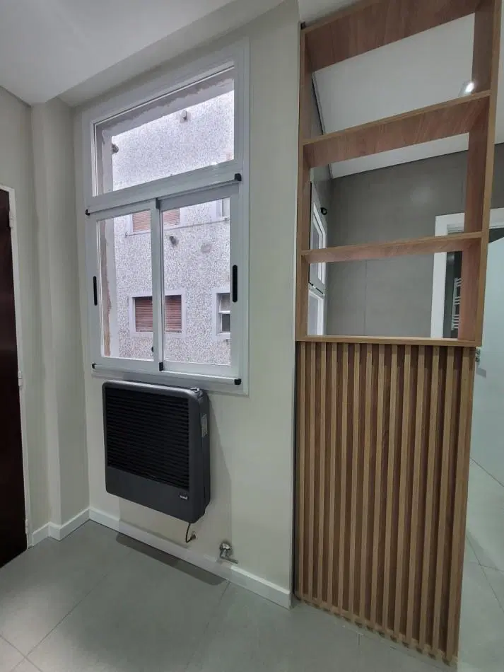 VENTA - DEPTO DOS AMBIENTES - FRENTE - PLAZA COLON 2