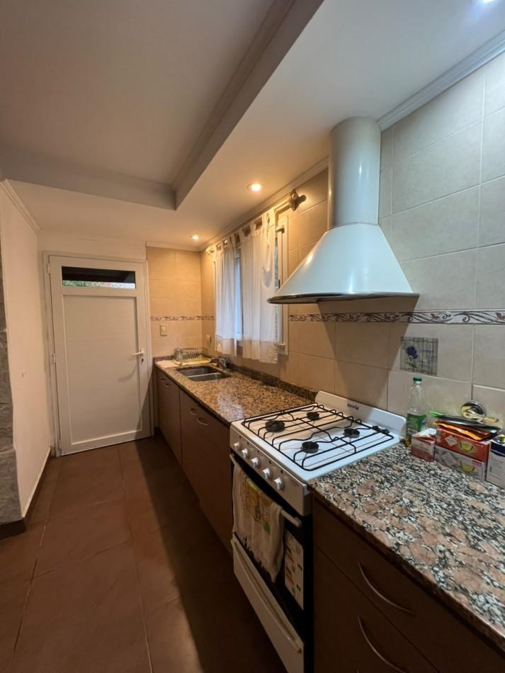 Foto de VENTA - CASA - SIERRA DE LOS PADRES - PILETA, imagen 2