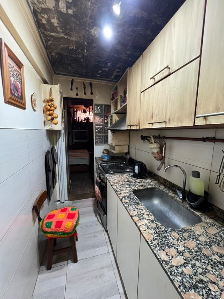 Foto de VENTA - DEPTO TRES AMBIENTES - CENTRO, imagen 3