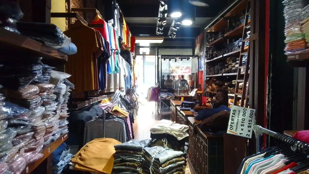 Excelente Local comercial de 4m de frente en Concordia y Avellaneda 2