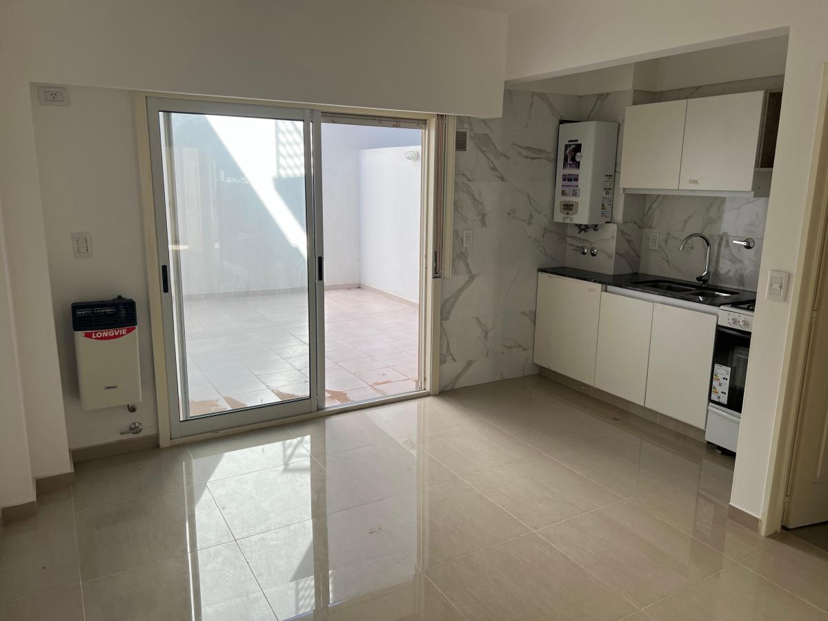 Foto de Venta Departamento 2 Ambientes a Estrenar con Patio !!, imagen 3