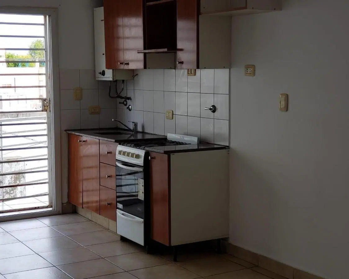 Duplex 1 Dormitorio Terraza Necochea /cochabamba en Venta 2