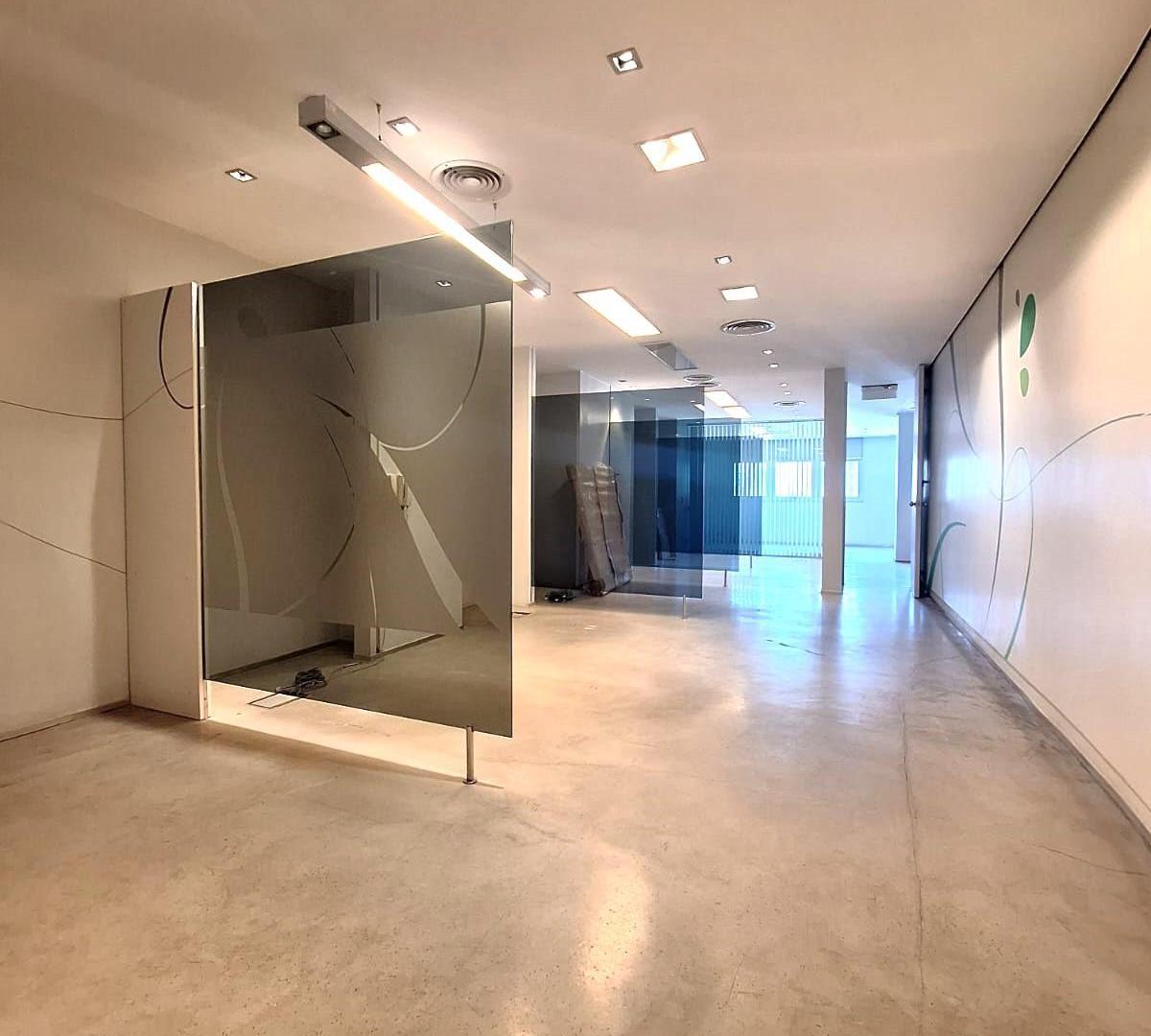 EXCELENTE OFICINA 140M2 C. PELLEGRINI 738 PISO 10