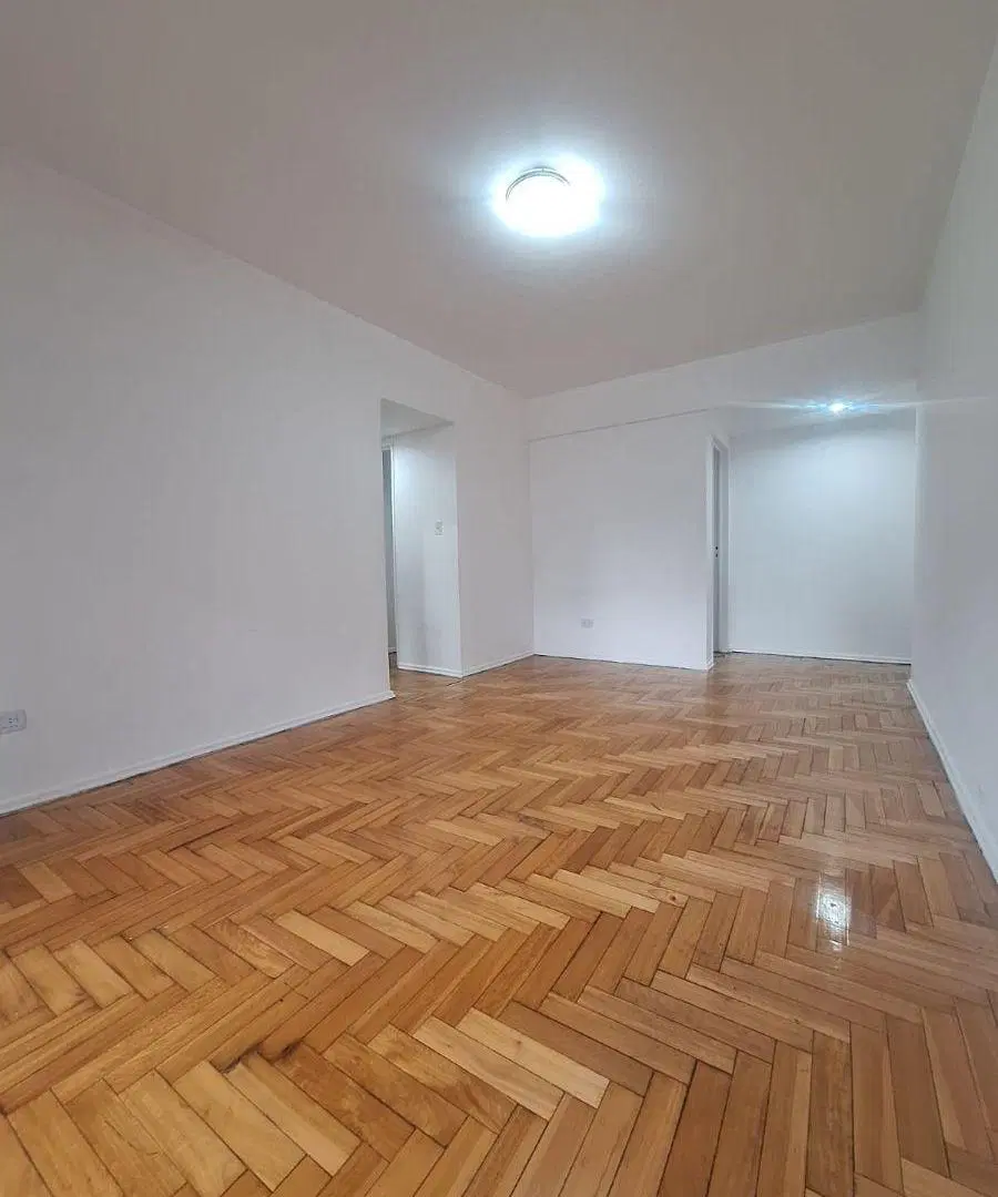 3 AMBIENTES CONTRAFRENTE BALCON SUPER LUMINOSO!! 5