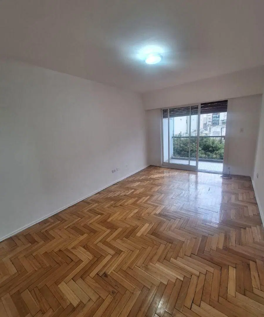 3 AMBIENTES CONTRAFRENTE BALCON SUPER LUMINOSO!! 2