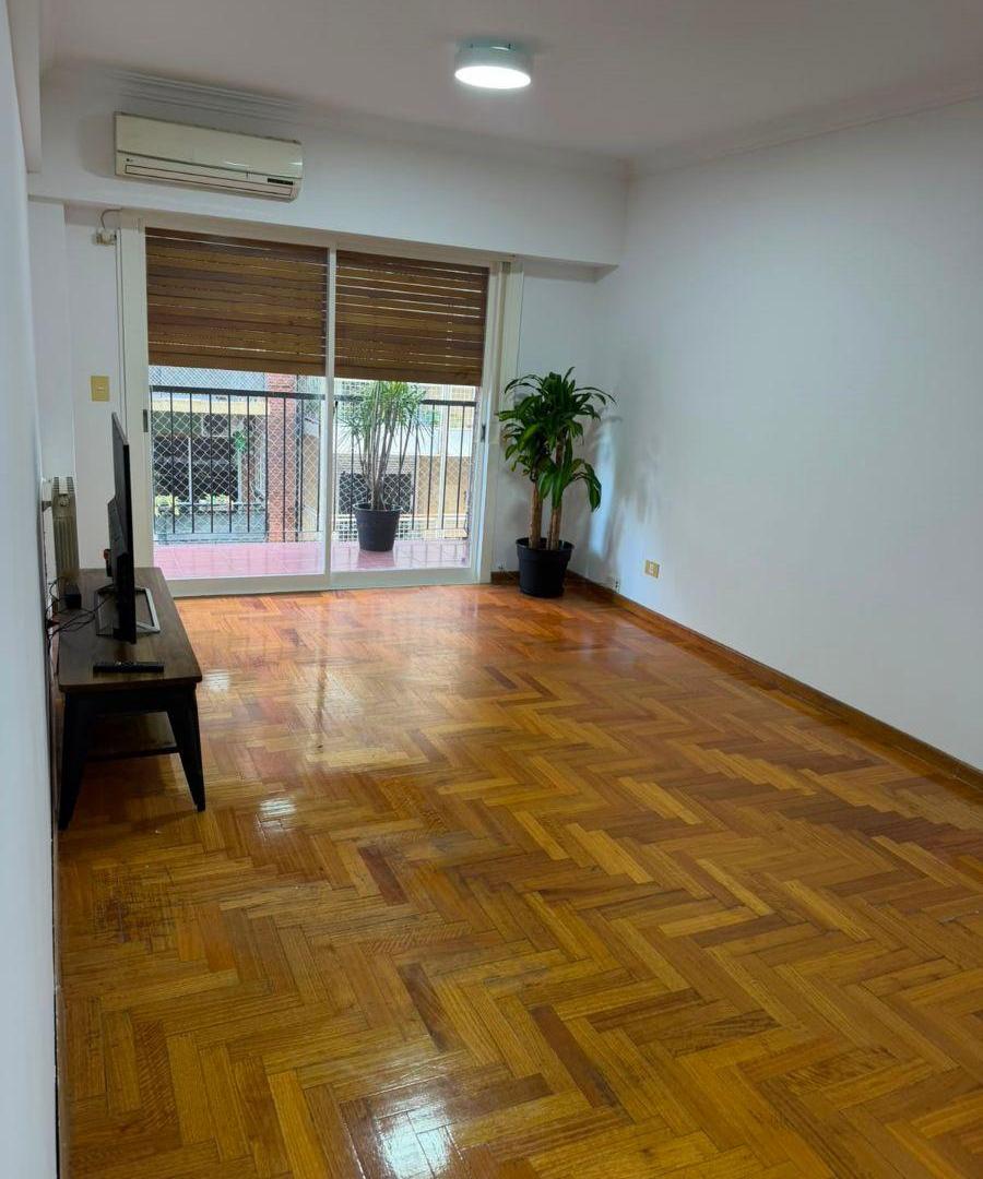 Foto de COLEGIALES HERMOSO 2 AMBIENTES AL FRENTE 62 M2 TOTALES!!! BCON, imagen 1